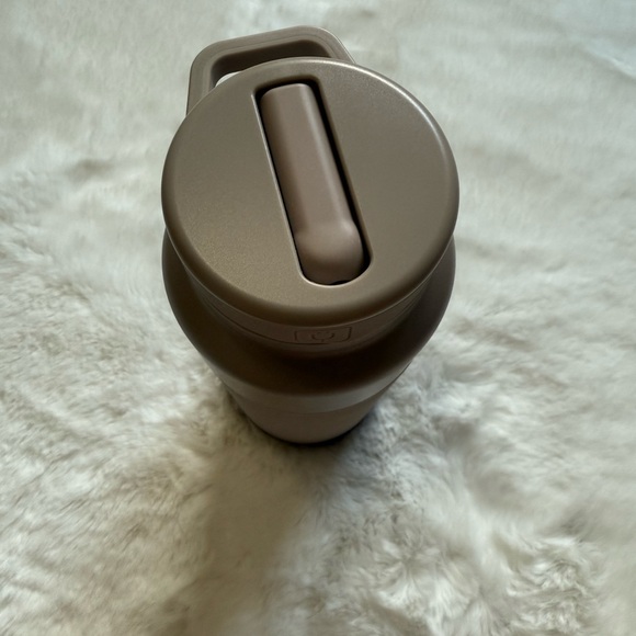 Rotera 35oz Mocha Insulated Water Bottle - Picture 5 of 7